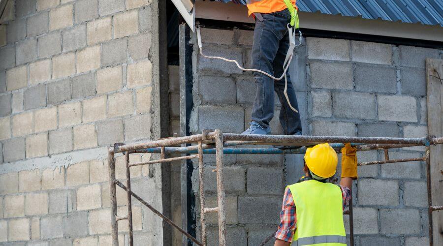 Expert top industrial roofings services in Whiting, IA